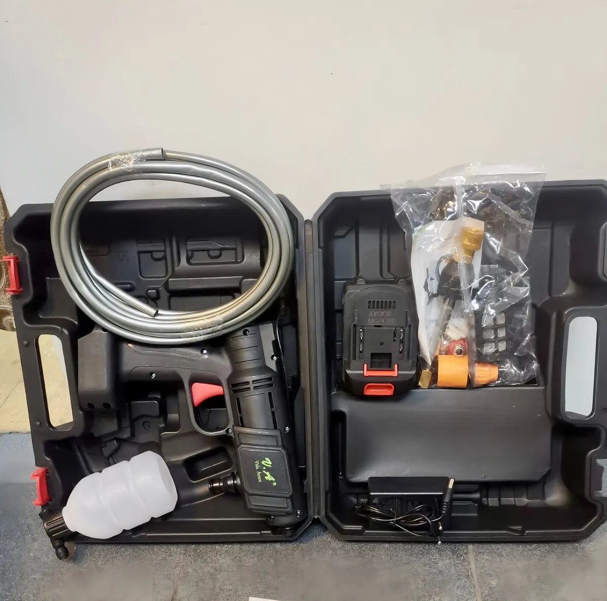 Hidrolavadora Inalámbrica PowerDuo - Kit de Larga Duración